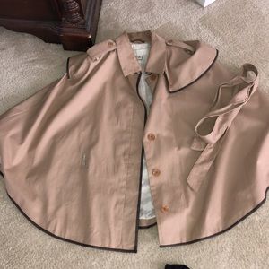 ❤️ SALE ❤️ Banana Republic Tan cape trench coat